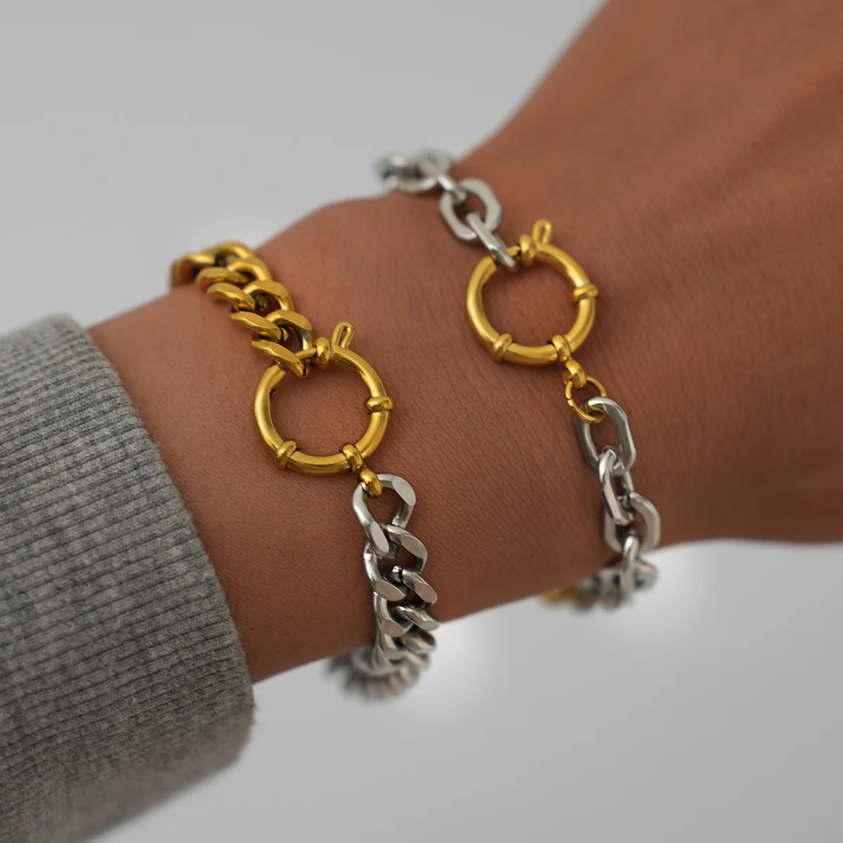 Edelstahl-Armband mit Ankerverschluss für Damen, 18 Karat vergoldet, wasserdicht, hochwertiger Damenschmuck für den täglichen Gebrauch im Urlaub