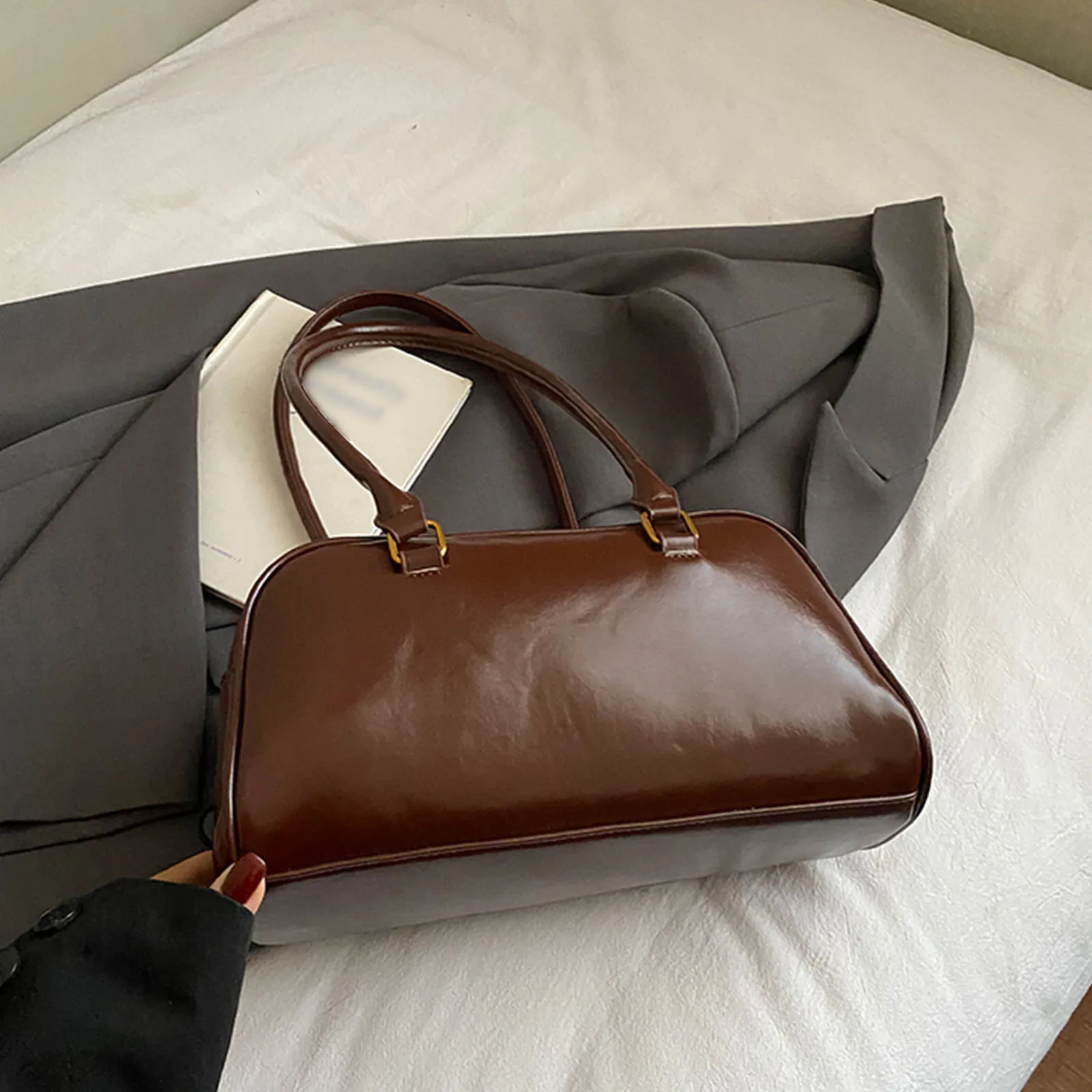 Women PU Tote Bag with Zipper Underarm Bag Boston Bag Large Capacity for Travel Shopping Daily Use