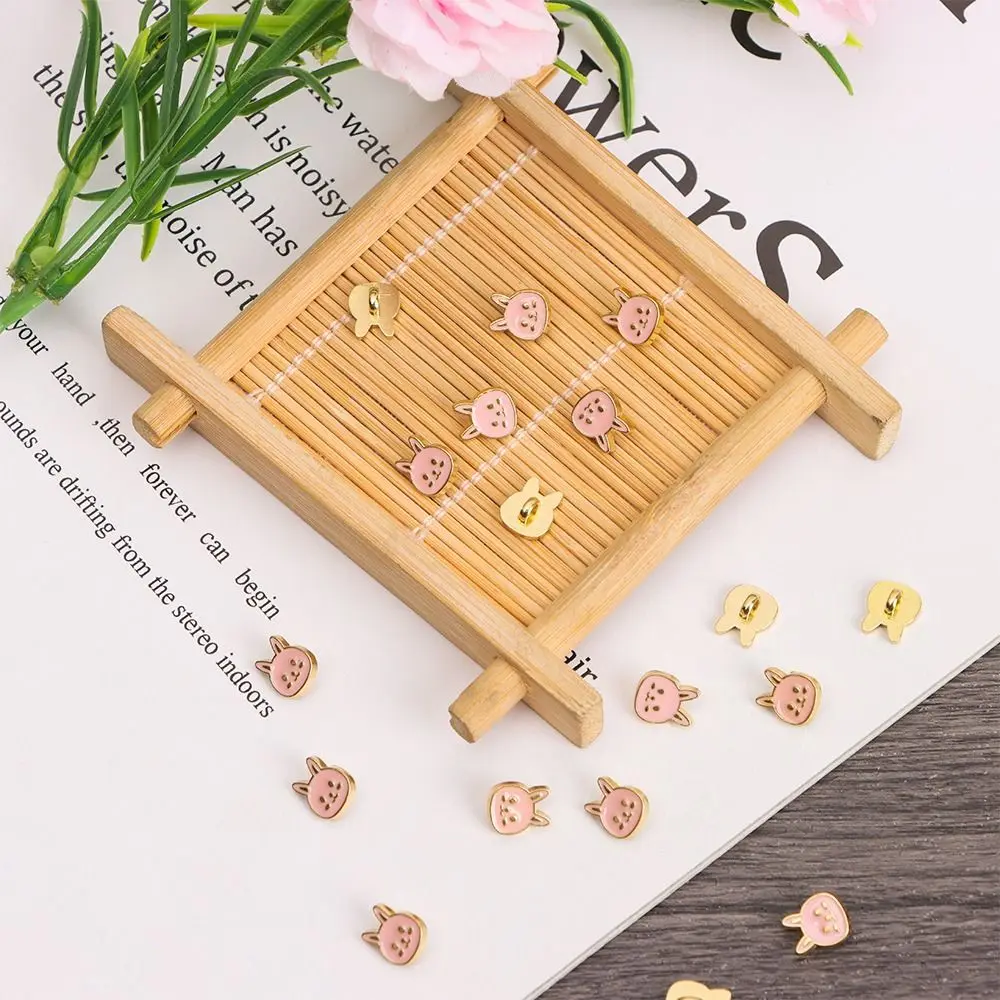 20pcs 4 Colors Shoes Sewing Accessories DIY 1/6 Dolls Clothing  Belt Buckles  Rabbit Buttons Ultra-small Buckle