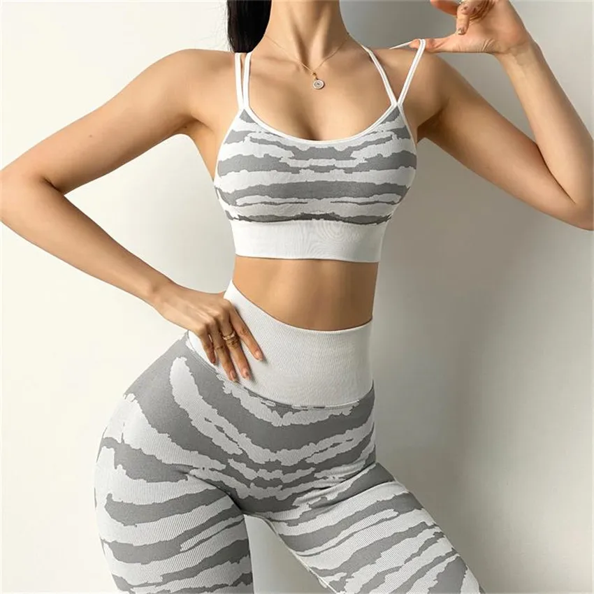 Ensemble de sport sans couture pour femme, soutien-gorge de yoga, legging d'entraînement, taille haute, pantalon froissé, combinaisons actives de fitness, 2024