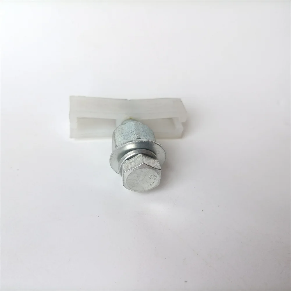 Elevator Parts 50*35 Elevator Door Spare Parts Guide Shoe Slider L50mm H35mm M8 Escalator Assembly