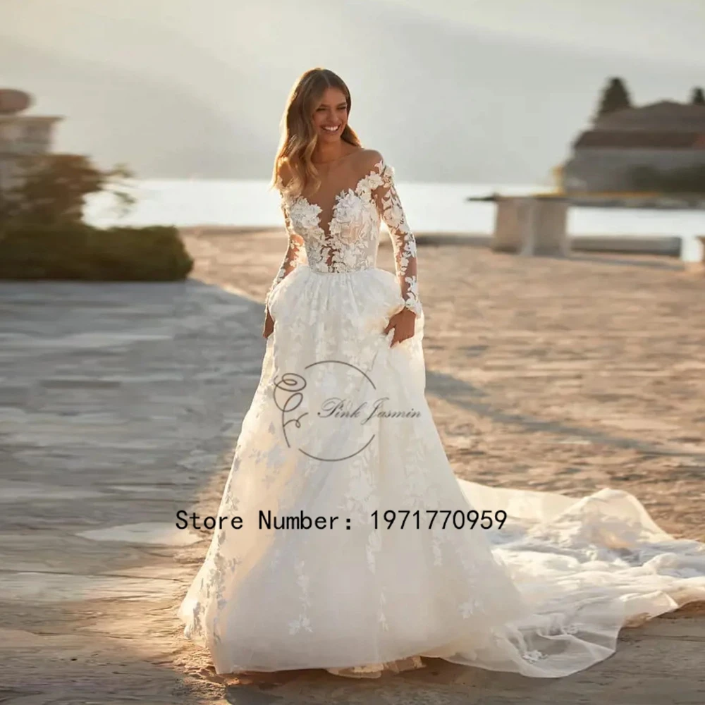 

2024 Luxury Ivory Sheer Scoop Neck Wedding Dresses for Women Long Sleeves Applique A Line Court Train Bridal Gown Robe Mariage