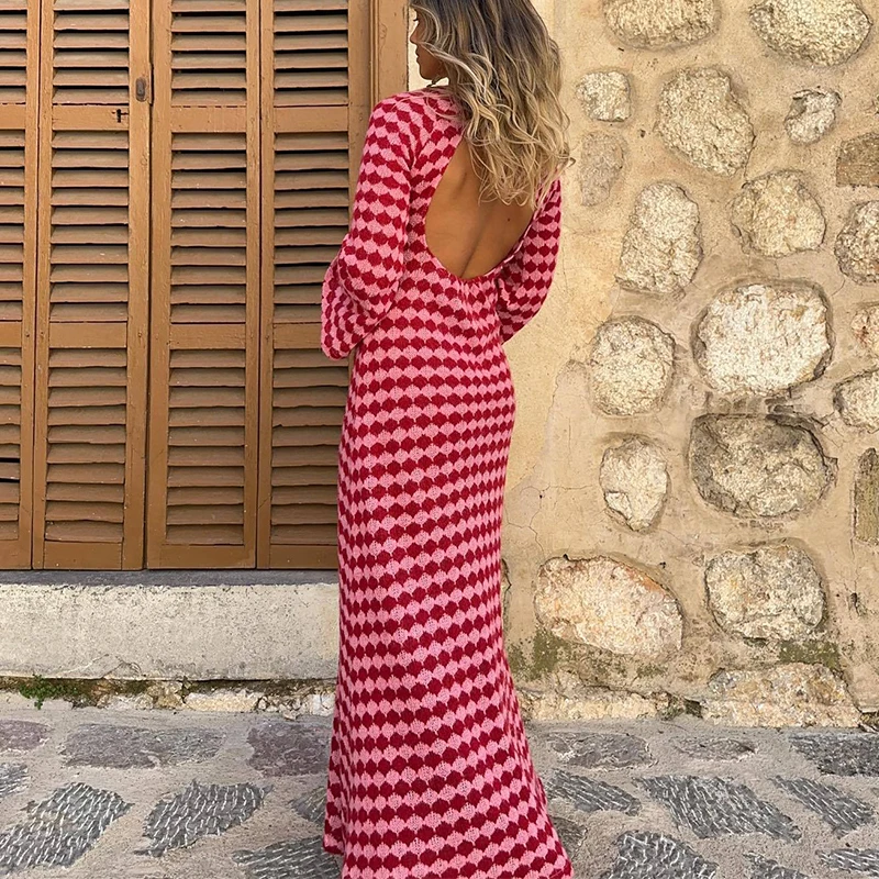 

Women Sexy Backless Hollow Out Knitted Dress Autumn Stripe Print Back Button Long Dress Winter Flare Long Sleeve Boho Maxi Dress