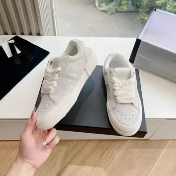 Autumn New Release Leather Fashion Sneakers - Star White Laces, Same Design for Men and Women, Low-Top Sports Shoes