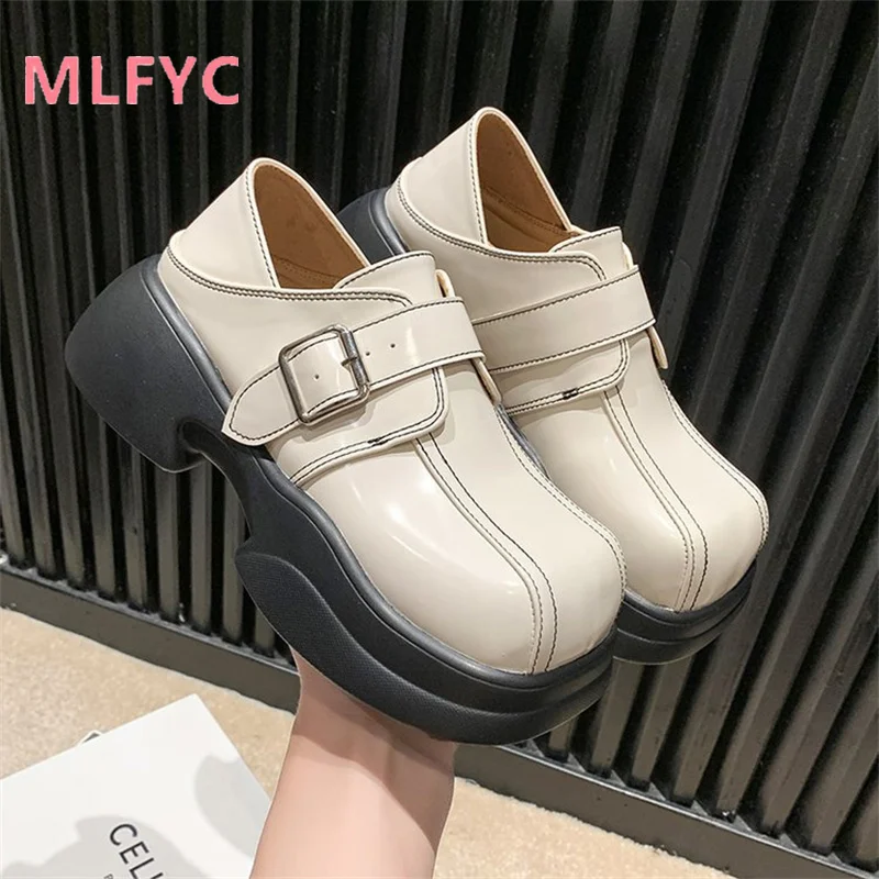 Summer Baotou Sandals for Women 2023 New Versatile ladies Thick Sole Casual Fashion female Shoes Clothing Matching Single Shoes