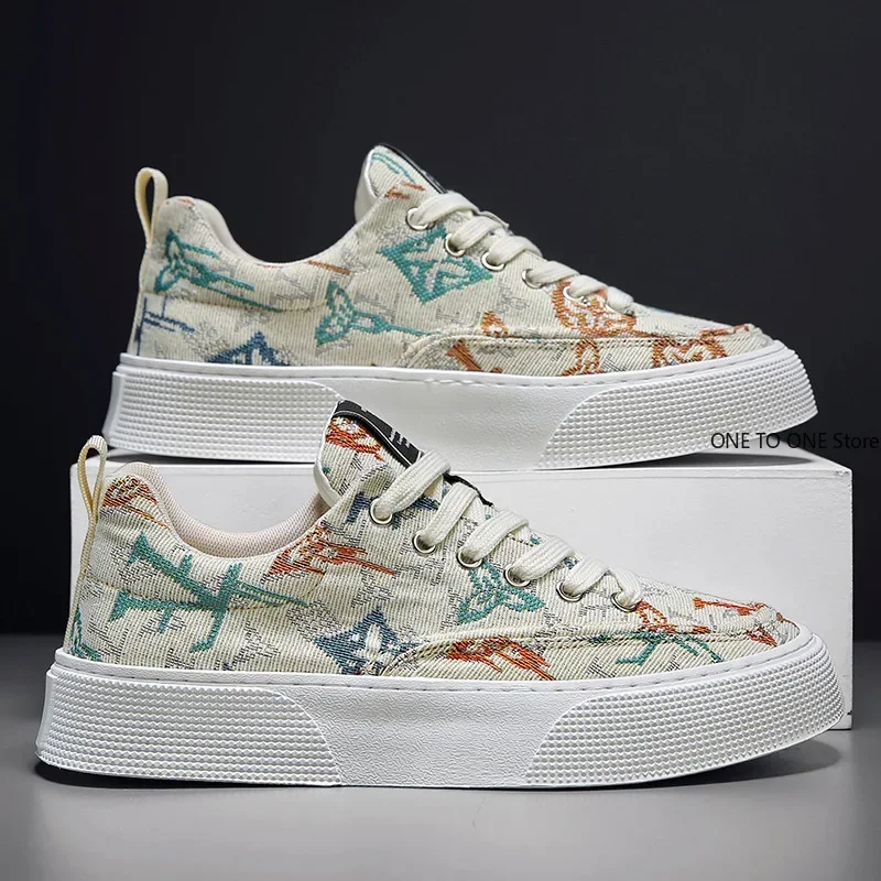 Graffiti Prints Black Canvas Sneakers Mens Vulcanized Shoes Man Low Top Sneaker Lace Up Trainer Skateboard Shoes Men's Plimsolls 3