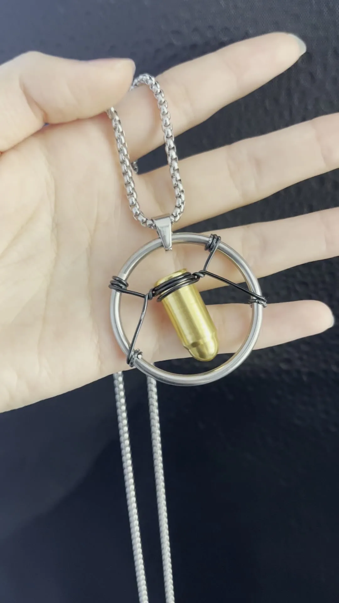 ゲームパンク V ヴィンセントヴァレリーコスプレネックレスユニ