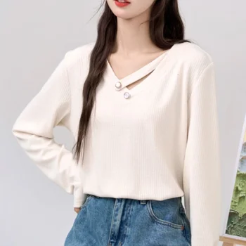 T-shirt a maniche lunghe con scollo a V in nuovo colore fresco e puro autunnale T-shirt da donna con strato base senso dal design casual allentato 1