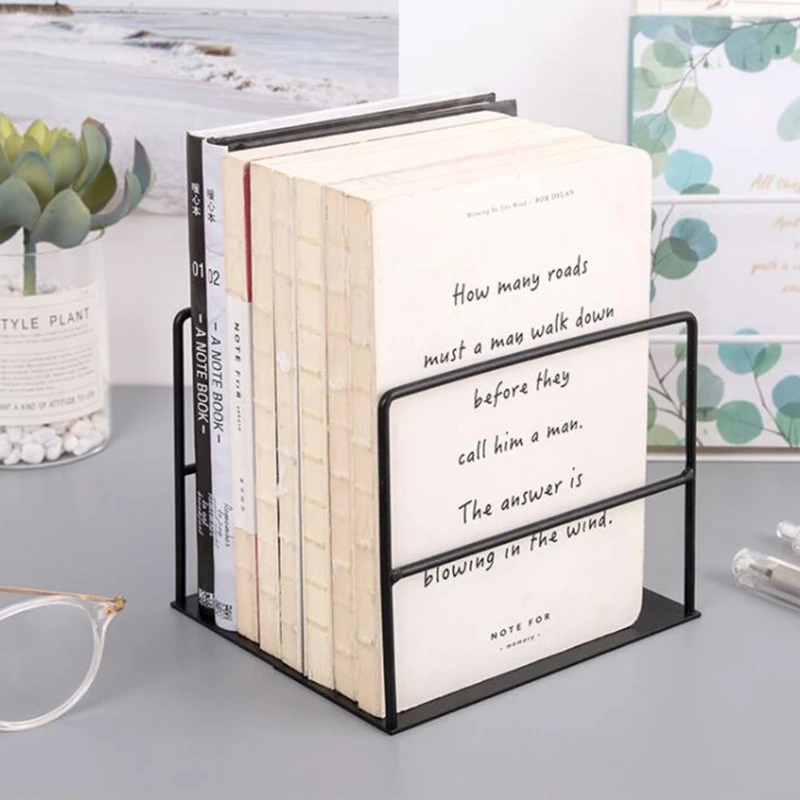 

NEW 2 Pc Creative Hollow-out Metal Book Stoppers Nonskid Thickening Iron Metal Bookends Book Organizer for Library School