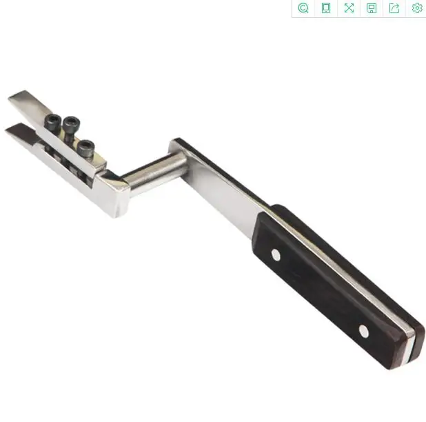 

Adjustable wrench for shaft bracket of grand piano string striking machine