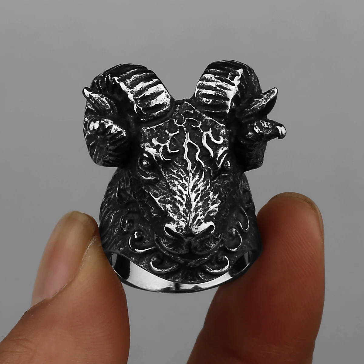 316L Stainless Steel High Quality Tibetan Antelope Animal Rock Punk Personality Sheep Head Ring Heavy Metal Jewelry Wholesale