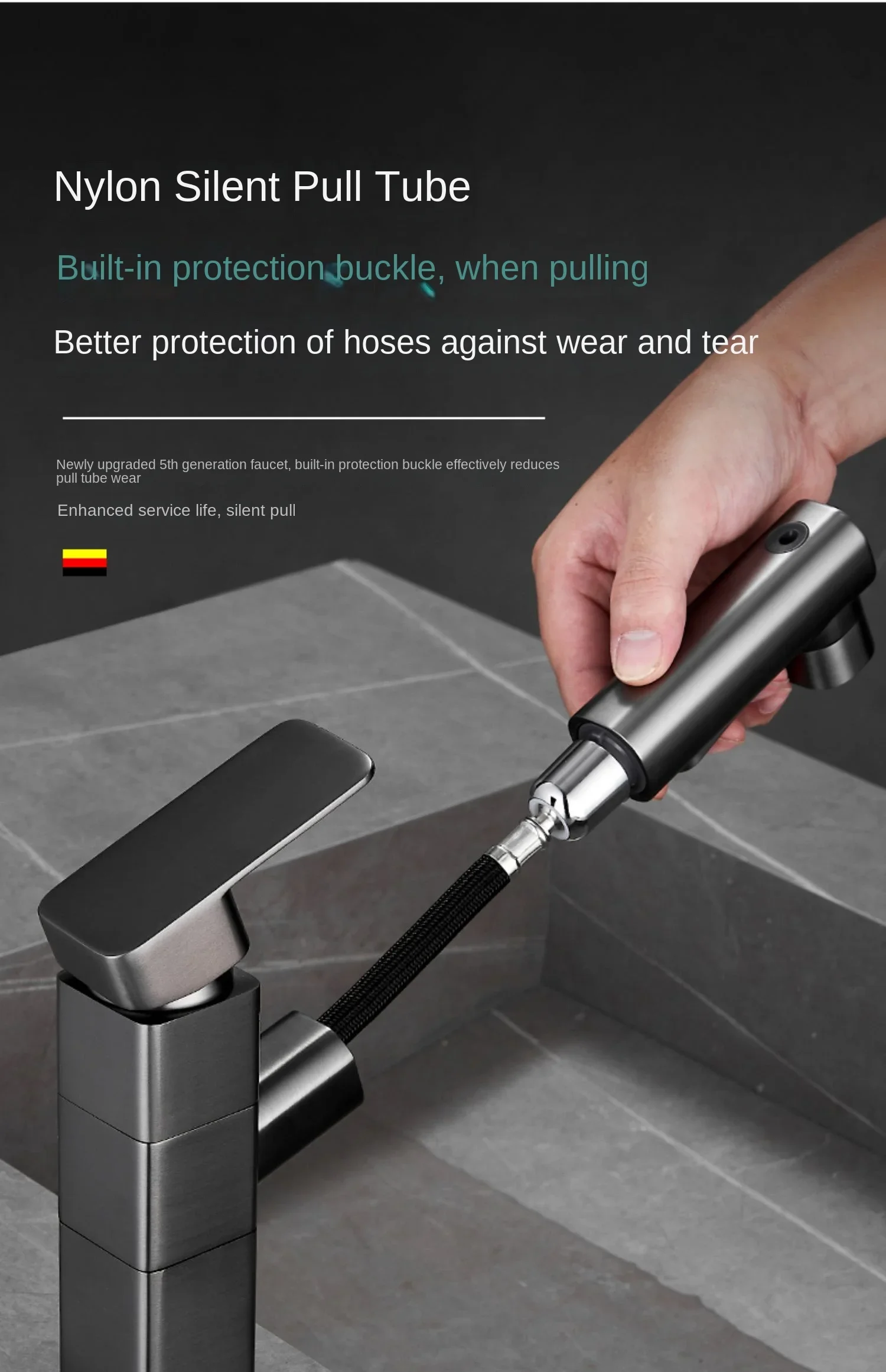 Rotating and extendable washbasin faucet