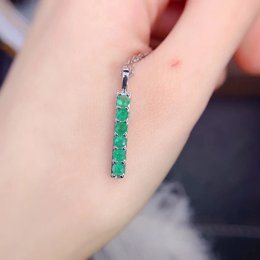 Vintage Luxury Natural Emerald Necklace 925 Sterling Silver Inlaid Green Gemstones Women's Jewelry Pendant Bridal Party Gift