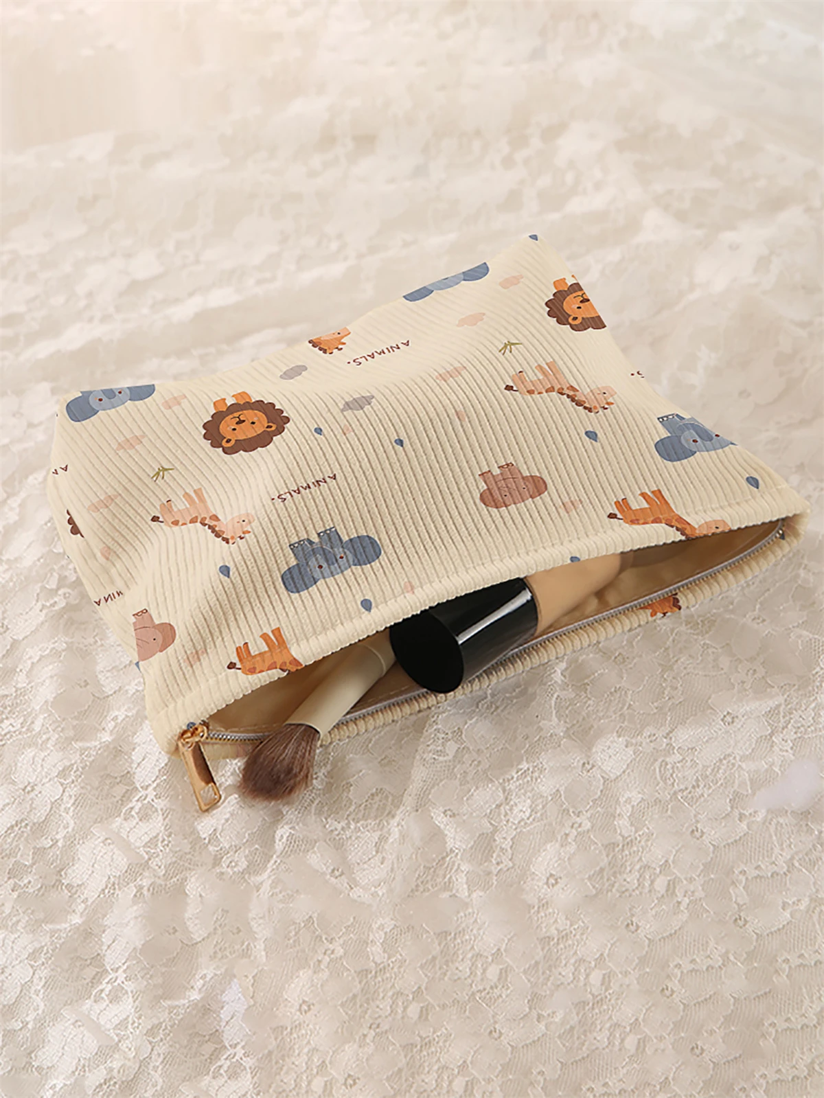 1, animal patterned corduroy makeup bag, lightweight zipper makeup storage box, multifunctional bag with lining