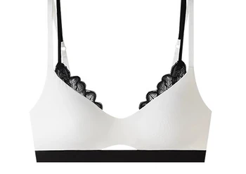 soutien-gorge-blanc-uniquement