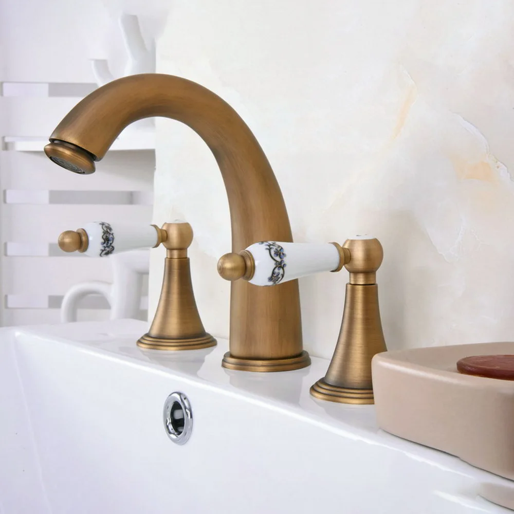 

Antique Brass Dual Handle Bathroom Faucet Deck Mounted 3 Install Holes Hot and Cold Water Lavatory Sink Taps Lan082