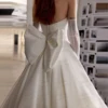 Graceful Simple Wedding Dresses Woman's A Line Sexy Strapless Sleeveless Bridal Gowns Bow Backless Customized Vestidos Gloveless 3