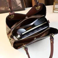 Sac à main à motif de fleurs Vintage, sac fourre-tout de luxe en cuir PU, sac à bandoulière à la mode pour femmes 4