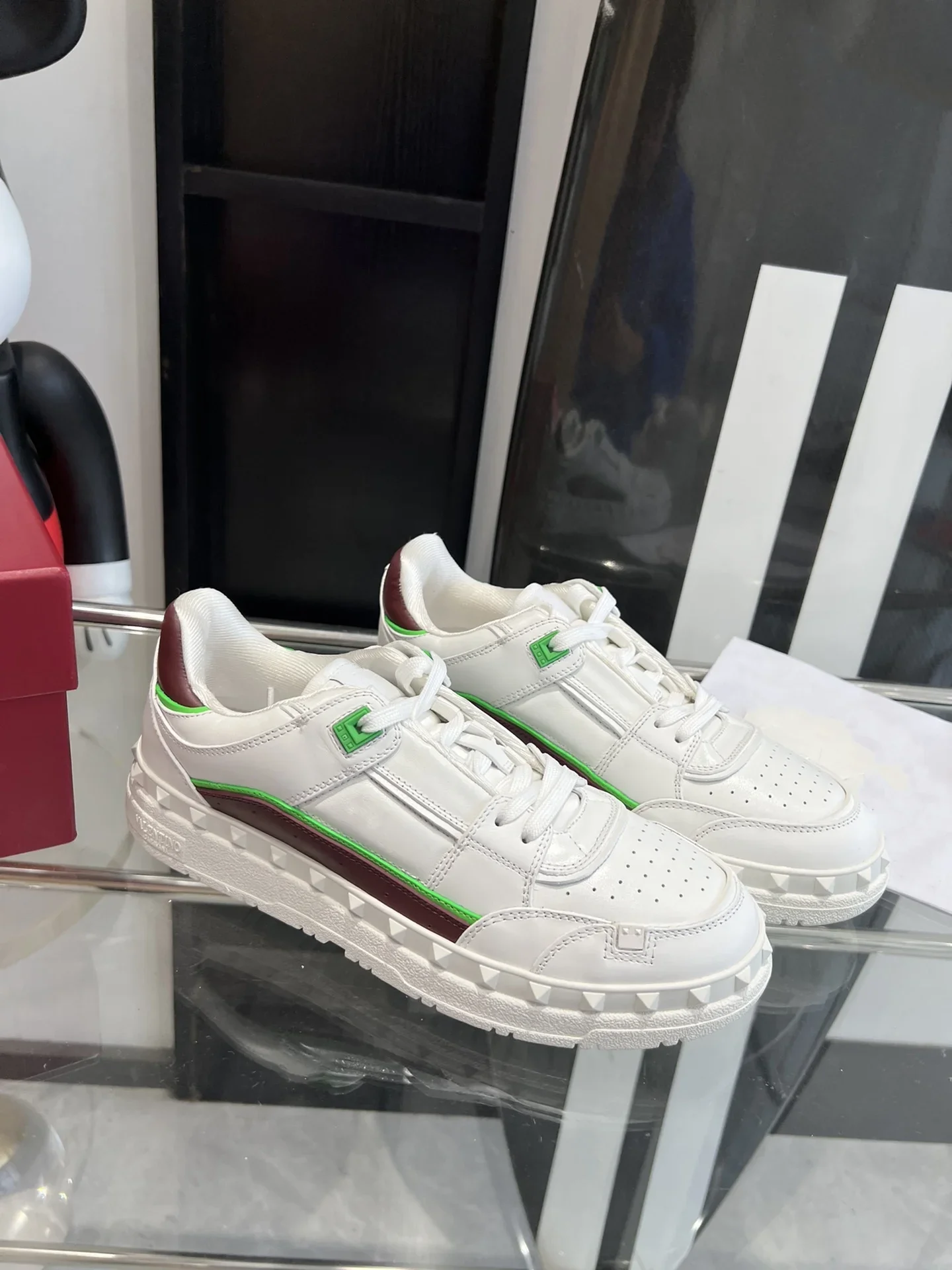 Couple's color blocking sports and leisure  genuine leather classic versatile board shoes