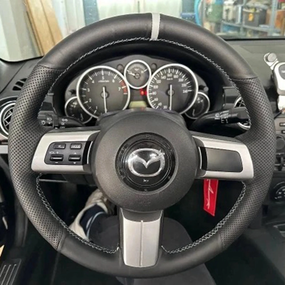 Kunden spezifische rutsch feste Auto lenkrad abdeckung aus Mikro faser leder für Mazda MX-5 Miata 2008-2014 RX-8 2003-2007 cx7 2014-2018 – Detail 1
