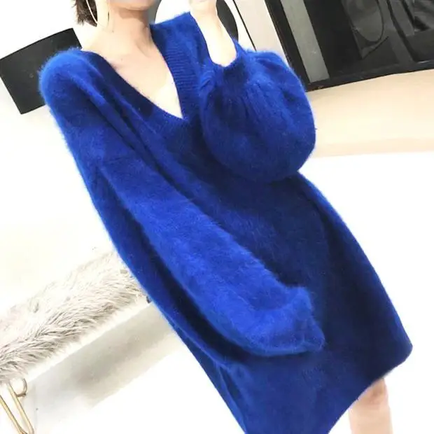 

Mid-length V-neck Fashion Super Loose Large Size Thin and Thick Warm Lantern Sleeve Mink Fleece Pullover Dress