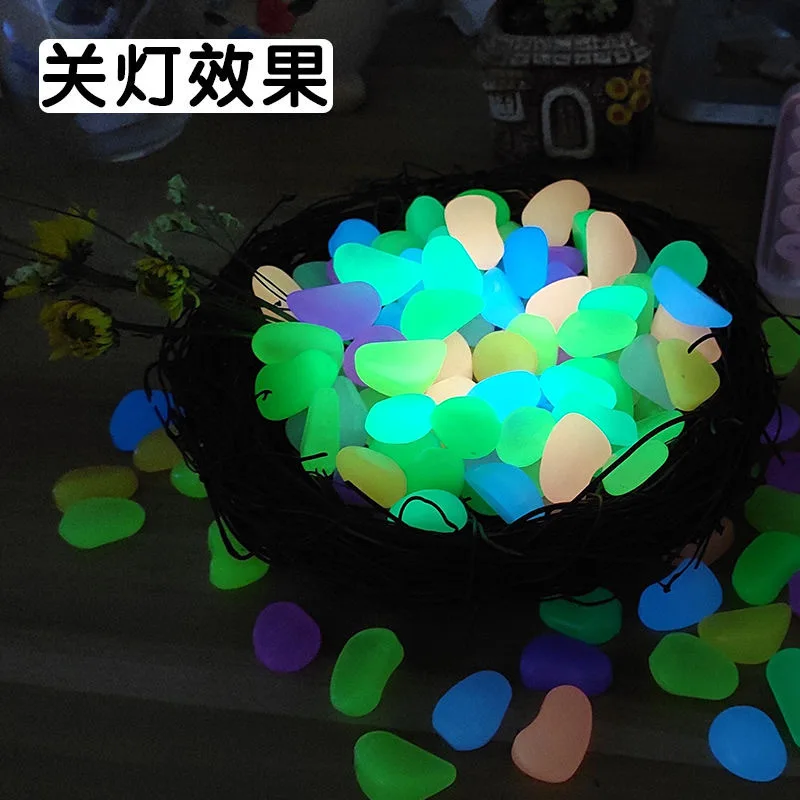 50/100Pcs 2CM Glow in the Dark Garden Pebbles for Sidewalk Garden Terrace Lawn Patio Fish Tank Aquarium Decor Glow Stone