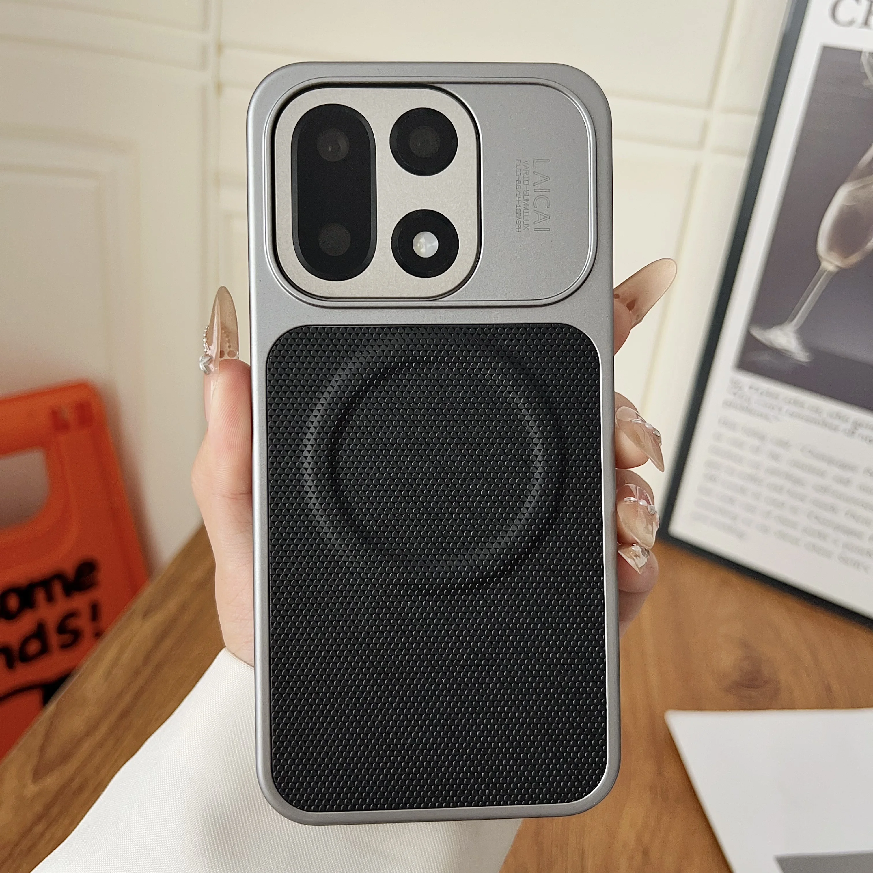 Luxury Triangular Pattern Magnetic Hard Shockproof Case