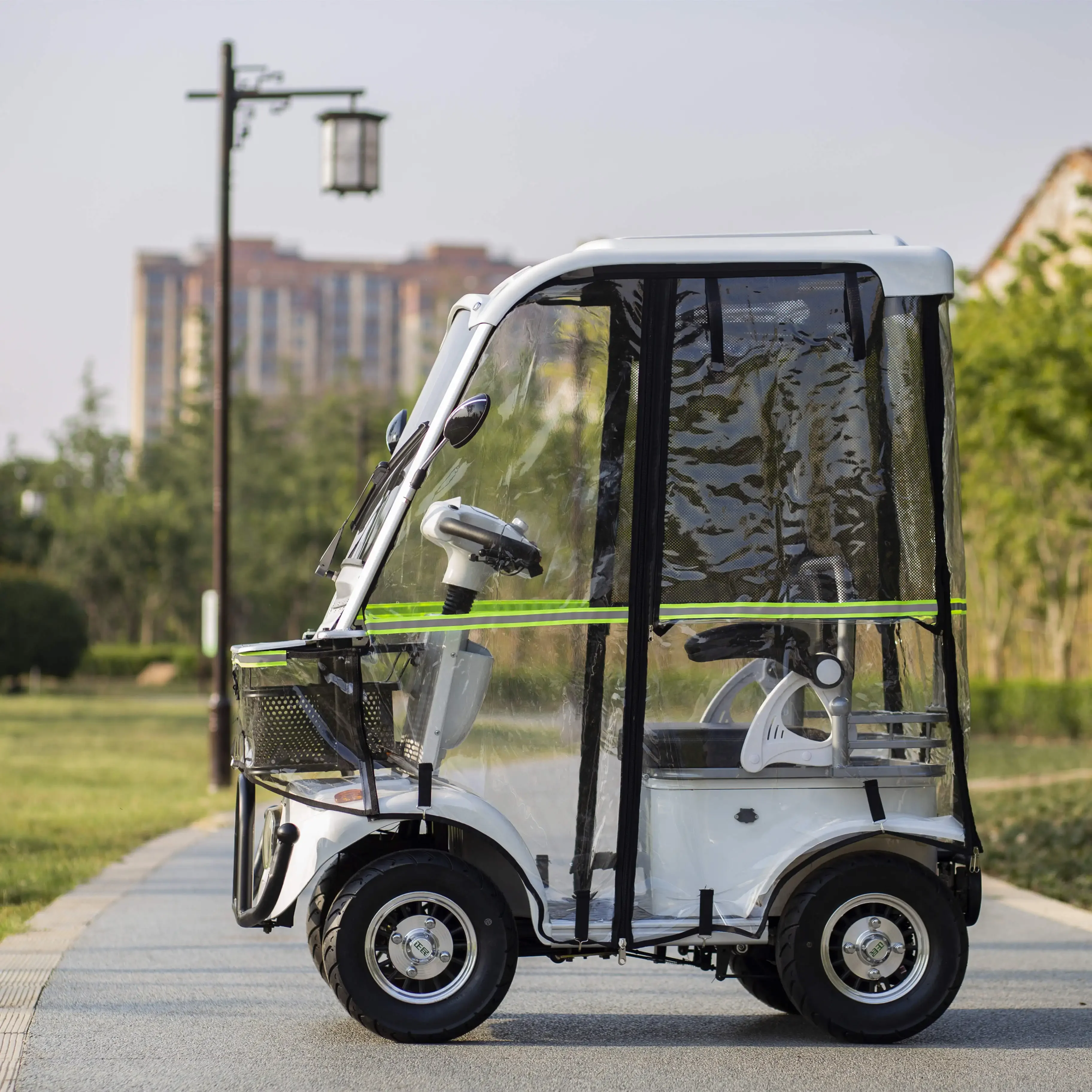 Popular Electric 4 Wheels Electric Elderly Scooter Disc Brake Mobility Scooter