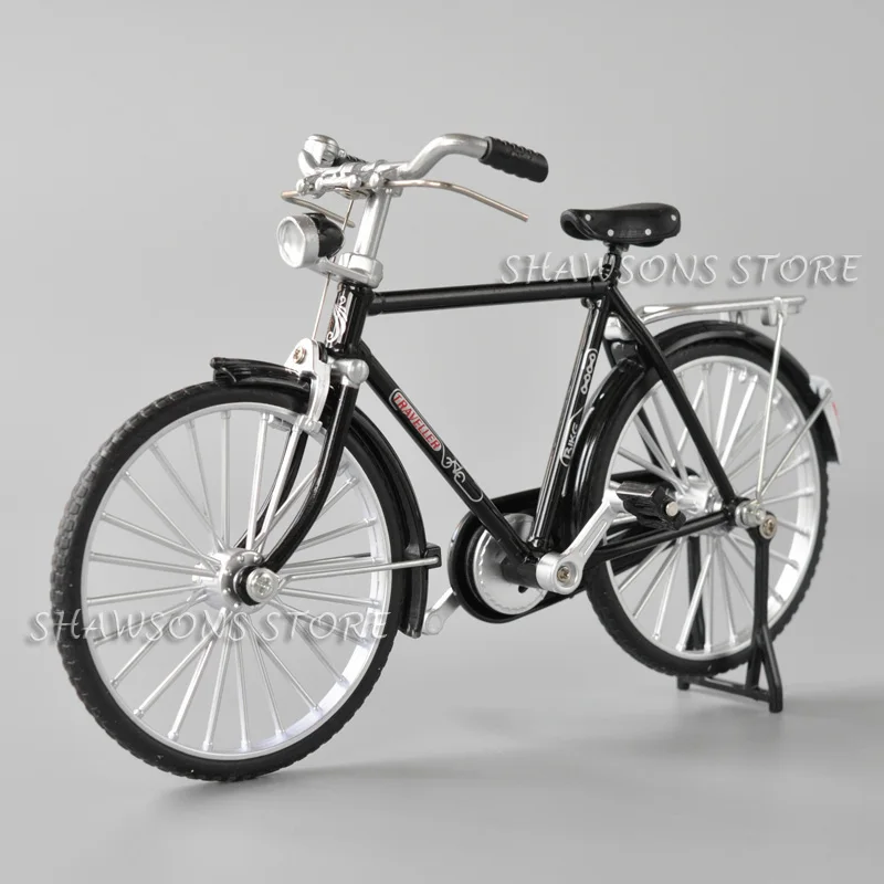 1:10 Scale Diecast Metal Model Retro Bicycle Toys Vintage Urban City Bike Men\'s Miniature Replica Collectible