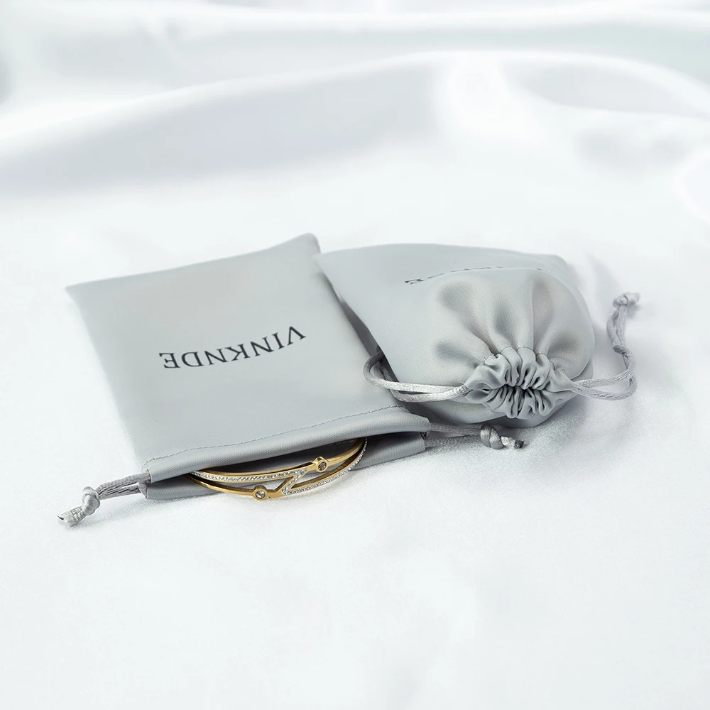 100pcs Custom Logo Silk Jewelry Pouch 7X9cm 8x10cm Small Gift Bags Satin Drawstring Jewelry Organizer Wedding Favors Candy Bag