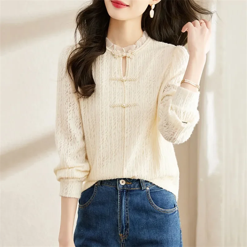 

Elegant T-shirt Women Tshirt Hollow out Lady Tshirts Standing Collar Lace Pullover Knit Buttom T-shirts Retro Button Female Tees
