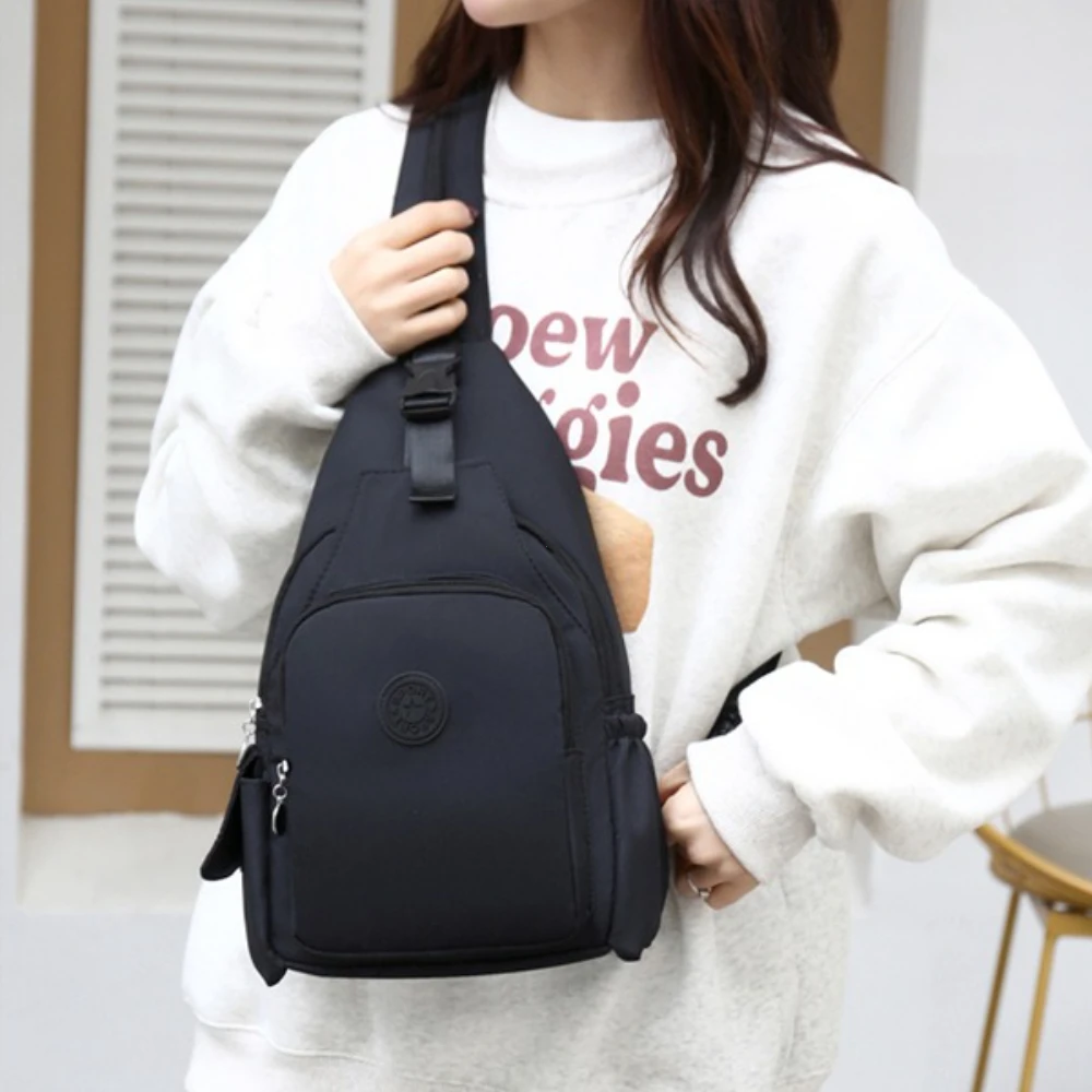 Korean Version of Nylon Fabric Fashion Trend Simple Casual Women Chest Bag with Large Capacity Multi-Functional Backpack 핸드백
