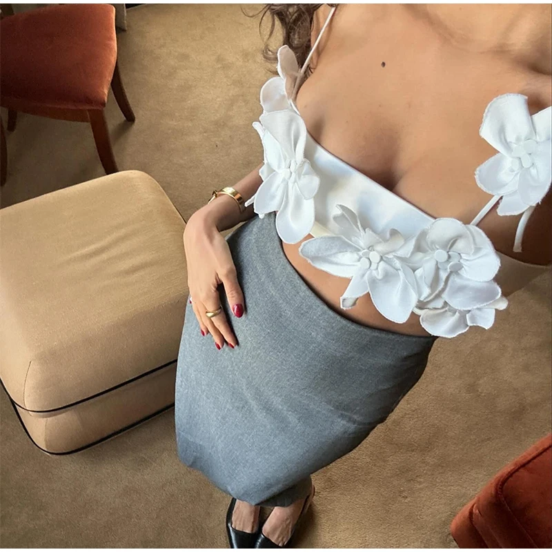 Fashion 3D Floral Strap Cropped Tops For Women Summer New Sexy Sleeveless Solid Flower Short Tops Lady Chic Beachwear