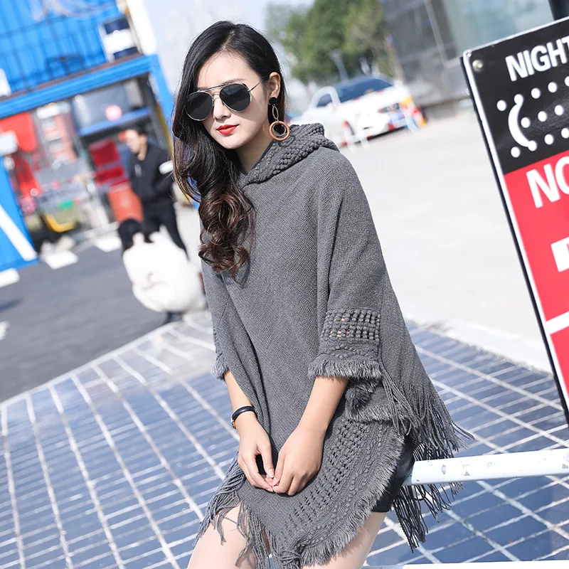 

Women Hollow Out Tassel Hooded Cloaks Women Solid Color Loose Capes Autumn Winter Casual Commute All-Match Ponchos Chic Pullover