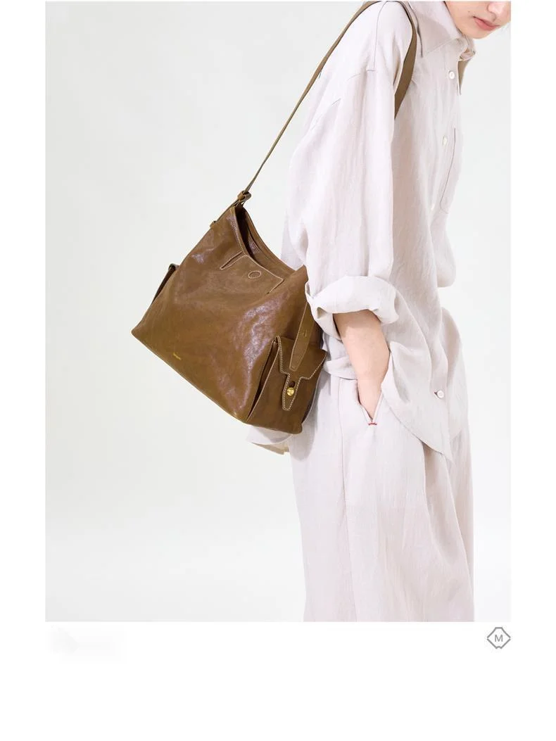 borsa da donna morbida con tracolla monospalla in pelle di alta qualità semplice e suggestiva da montagna_voghion.com