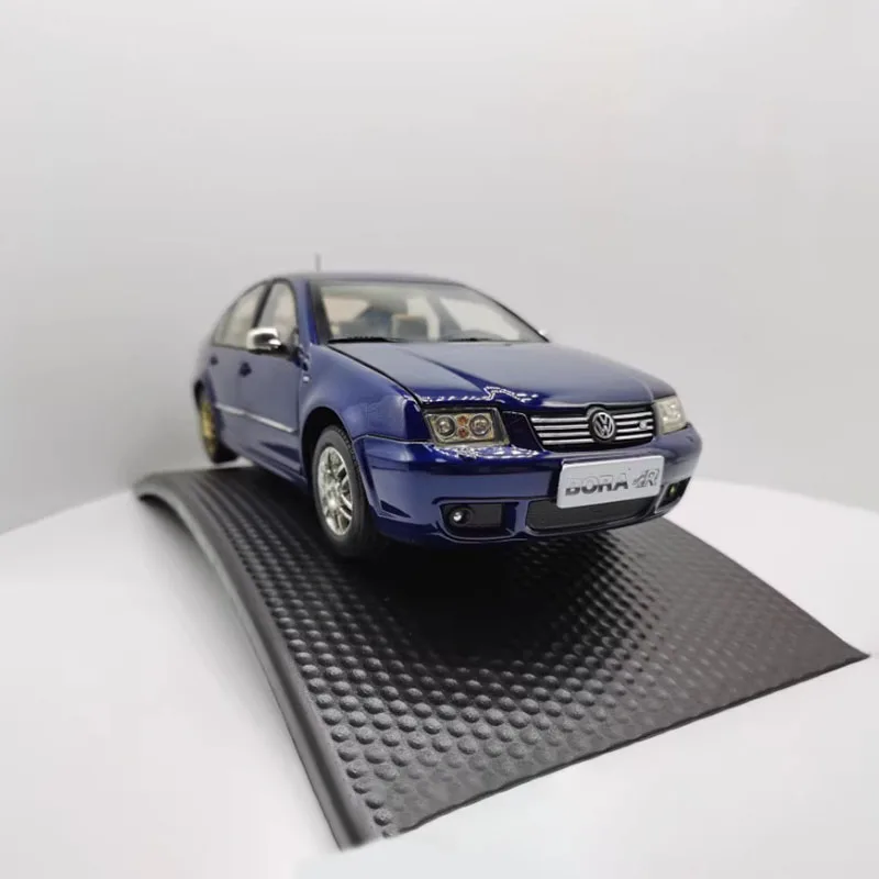 1/18 フォルクスワーゲン ボーラ 1/18 Volkswagen Bora R car model | eBay