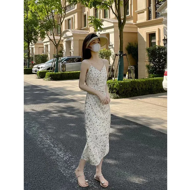 

2023 New Waistband Slim and Gentle Style V-neck Fragmented Flower Long Dress for Women