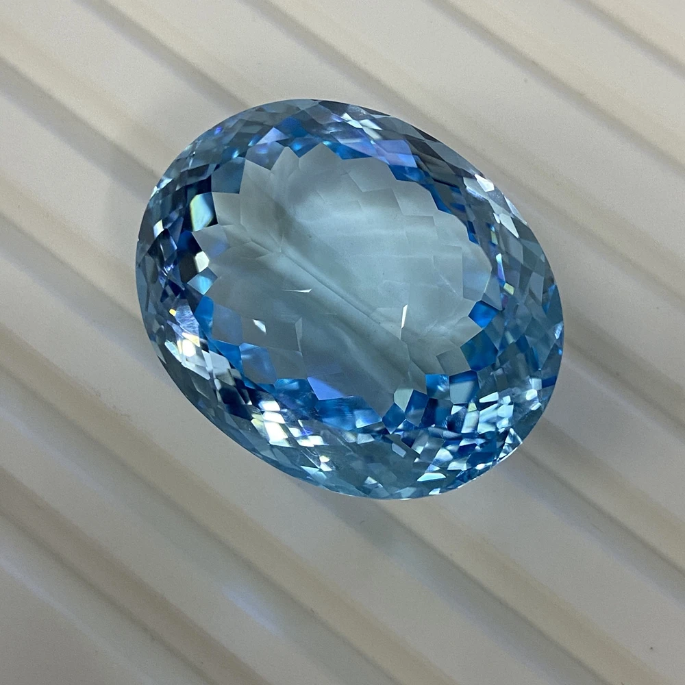 Meisidian Oval Brilliant Cut 24x30.2x14 87 Carat 100% Natural Sky Blue Topaz Loose Gemstone