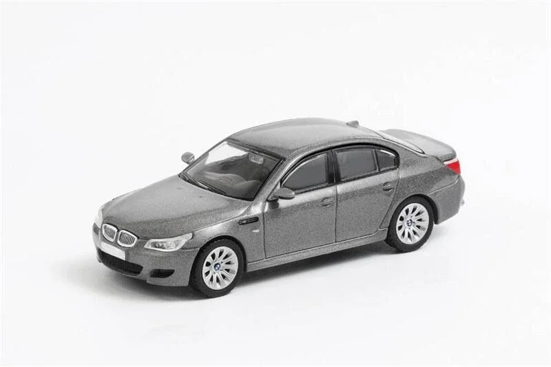 **Pre-Order** SHADOW 1:64 Sedan M5 E60 LHD Diecast Model Car 4