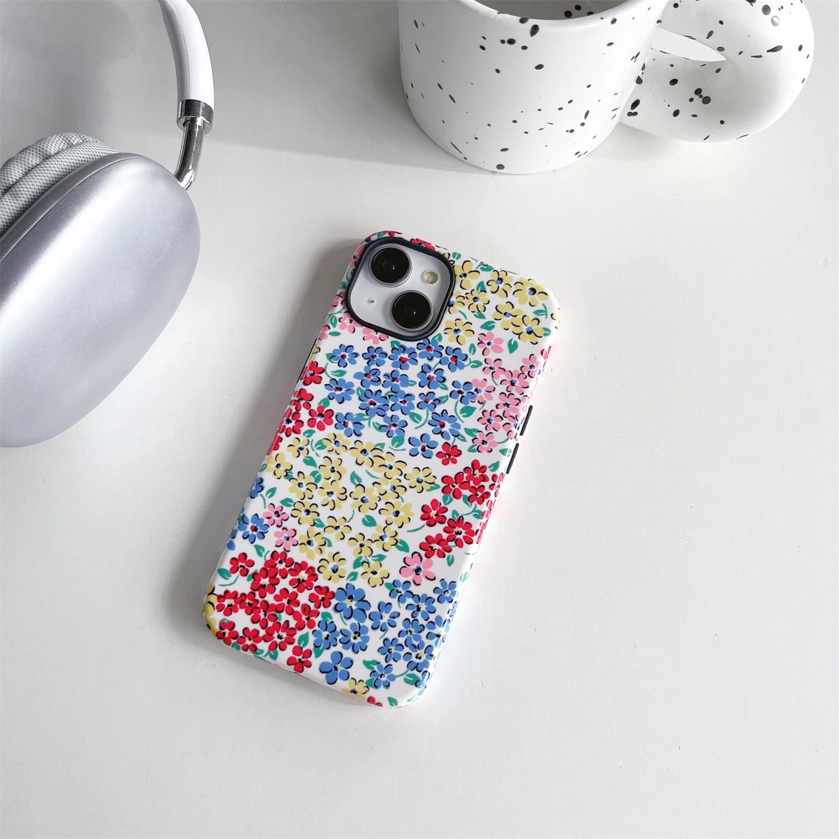 Flower series pattern intInclusive Phone Case Two-In-One Film Protective Shell For iPhone 15 14 13 12 11 Pro Max Plus Mini