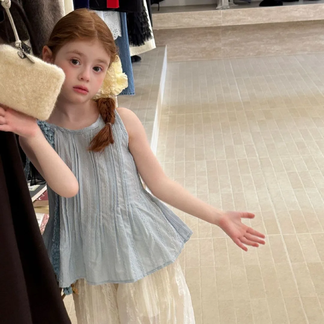 프렌치 로맨틱 레트로 레이스 캐미솔 베스트 여름 2026 니치 슬리브리스 탑 디자인 아우터웨어용