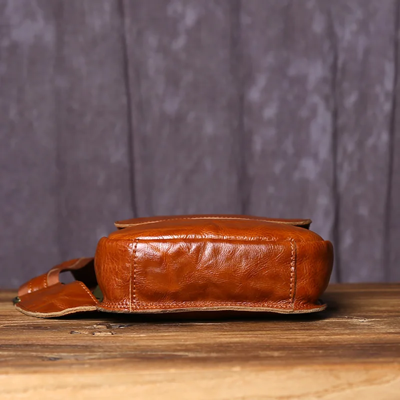 Retro Handgriff Muster pflanzlich gegerbte Top Layer Rindsleder Herren Brusttasche einfache und modische Umhängetasche aus echtem Leder – Detail 7