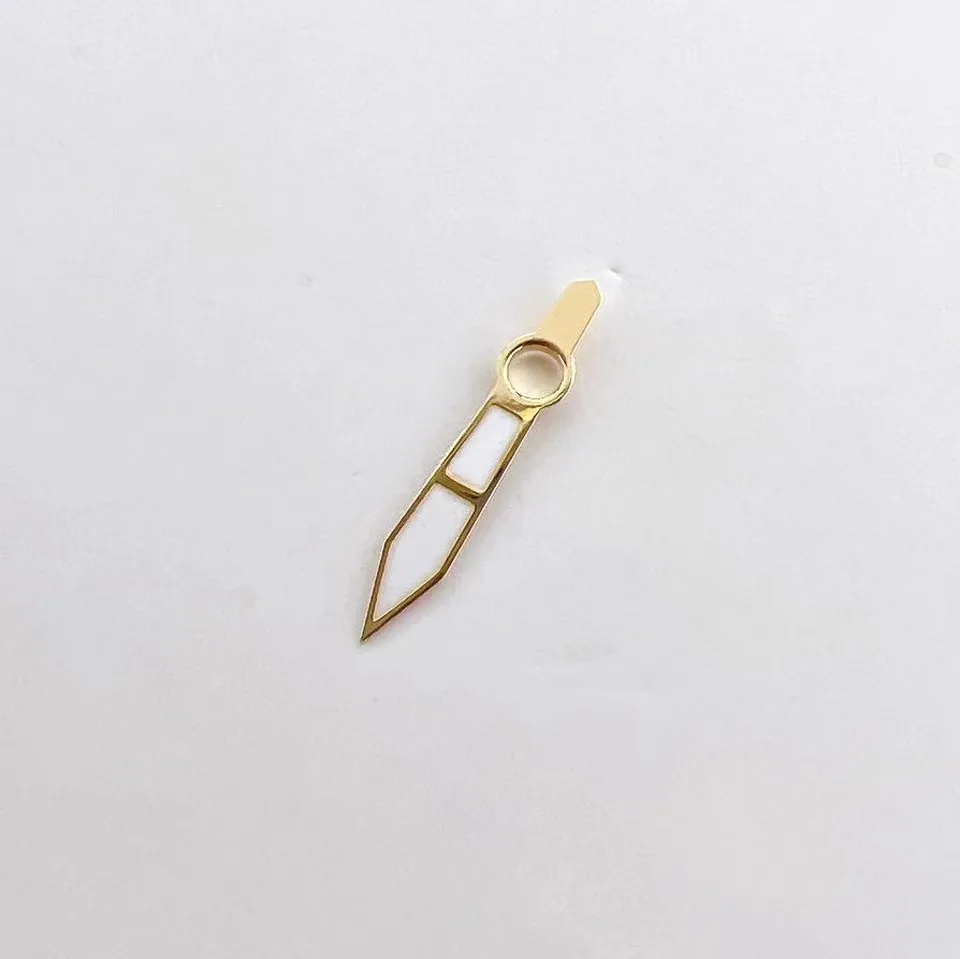 Montre Avec Aiguilles Triangulaires Et Pointeur Vert, Mouvement NH34 Nh35 Nh36 4r35 4r36 Test Et Avis