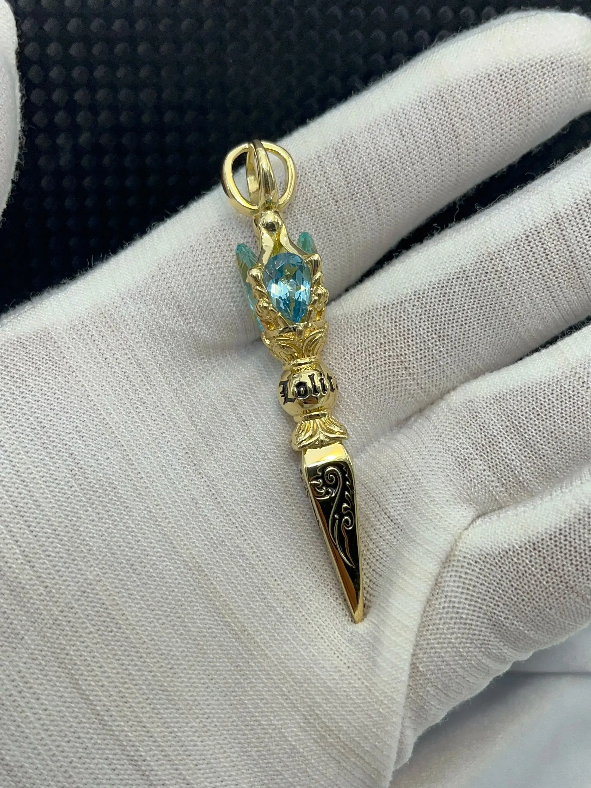 

S925 silver blue stone chock pendant pendant