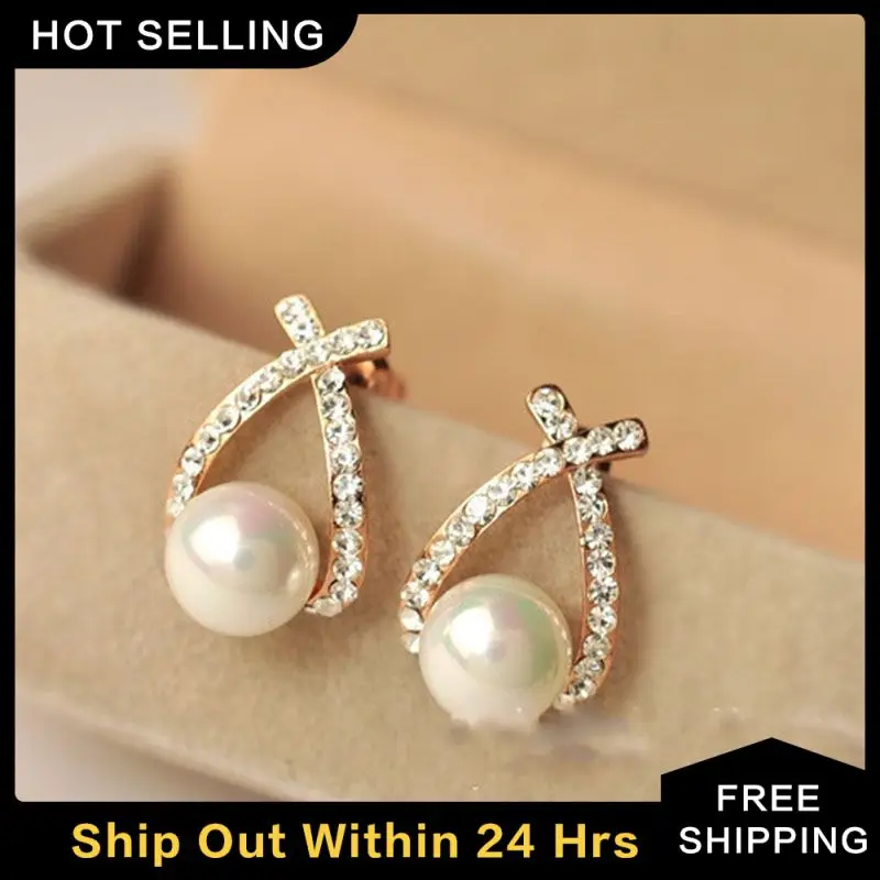 

High-end Exudes Sophistication Dazzling Shine Fashionable Korean Pearl Jewelry Luxurious Unique Pearl Design Crossed Pearls