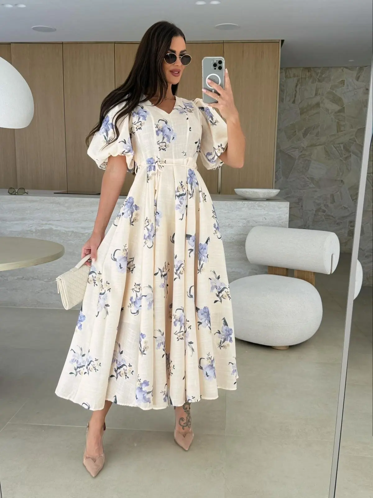 2026 Summer Female Large Hem Dress Puff Sleeve V-neck Fashion Printed High Waist Women's Floral Dress Long Loose Holiday Dresses 1