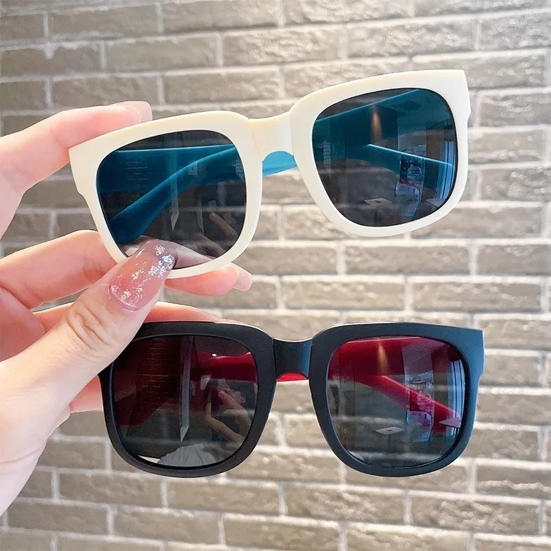 2PCS Foldable Sunglasses For Baby Kids Fashion Sun Glasses Boys Girls Folding Eyewear UV400 with Case