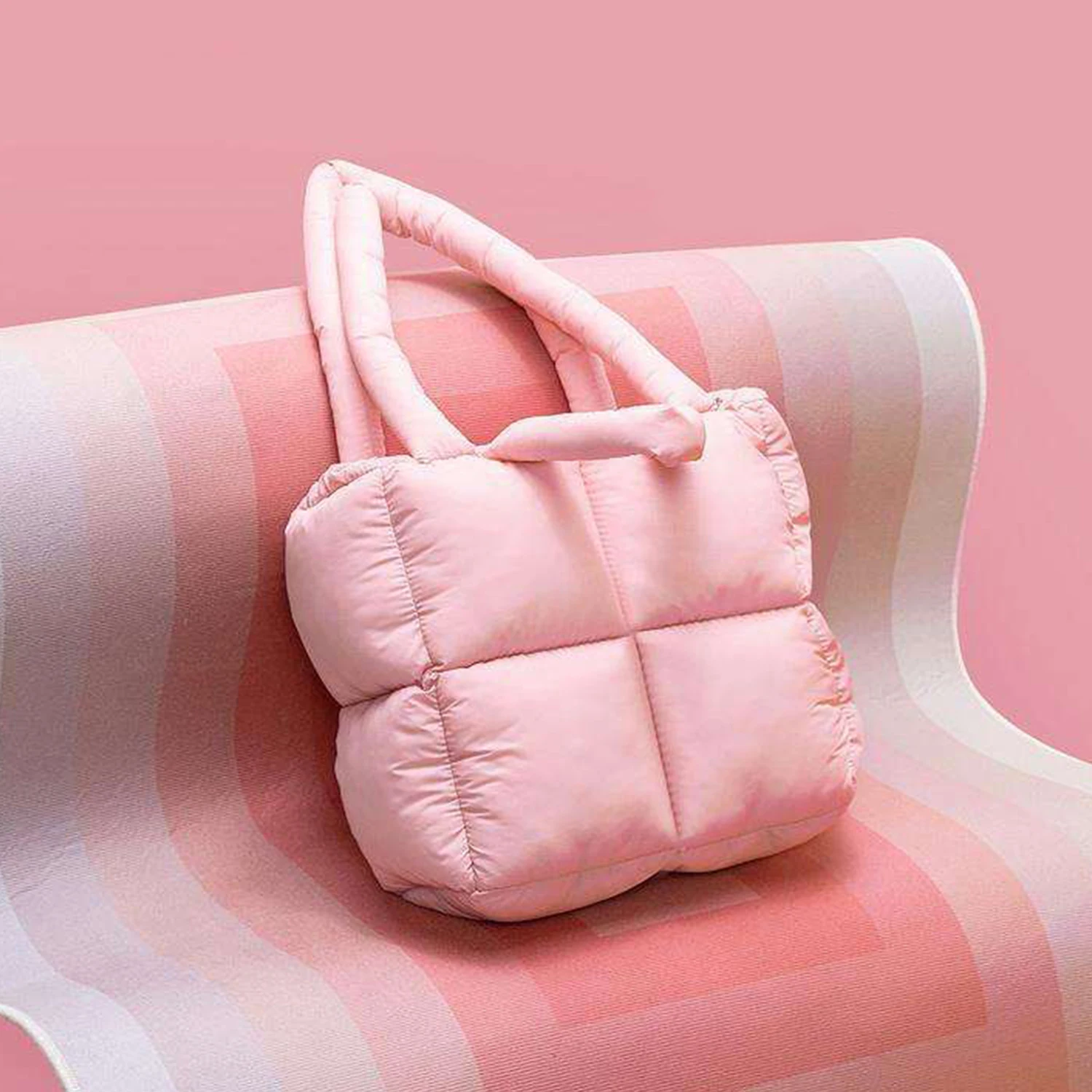 

Повседневная Хлопковая Сумка на пуху для женщин, 2023 клетчатые сумки на плечо, Женская вместительная сумка для покупок, зимние пушистые тоуты с нейлоновой подкладкой