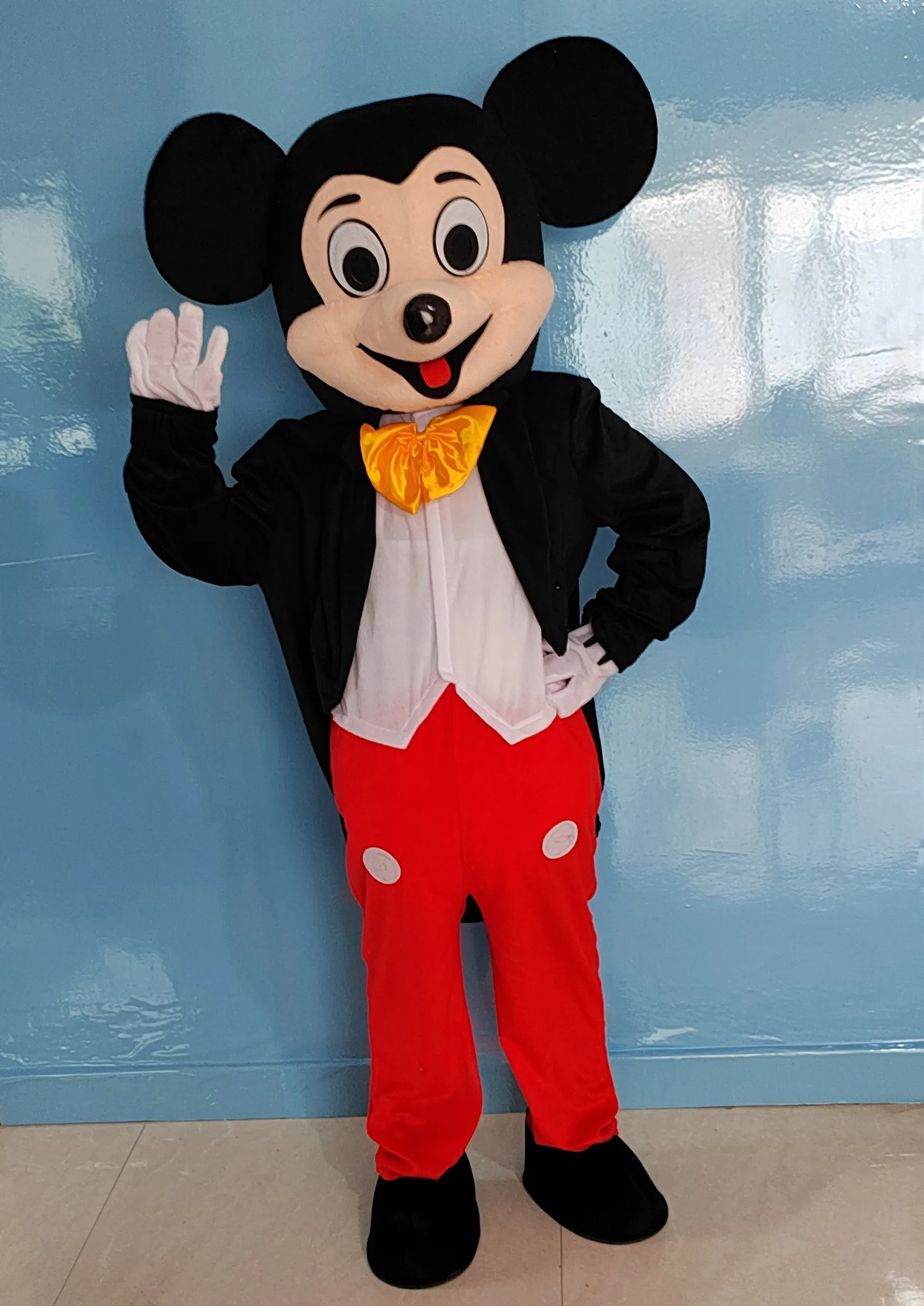 Neue Mickey Maus Maskottchen kostüm Halloween cosplay Erwachsene AD EVA  Helm kostüm versendet frei von Disney kostüm minnie155-200cm