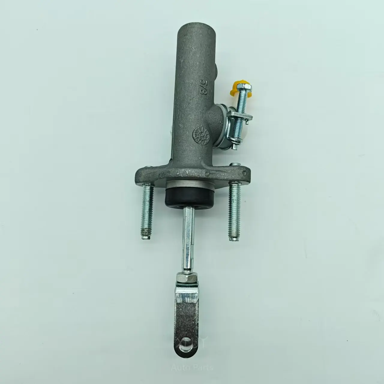 P1163030002A0 클러치 마스터 실린더 포톤 툰랜드 커민스 2.8용